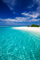 Wall Mural - the most amazing beach on a tropical island