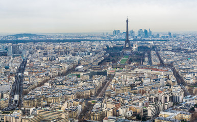  モンパルナス・タワーから望むパリ市内