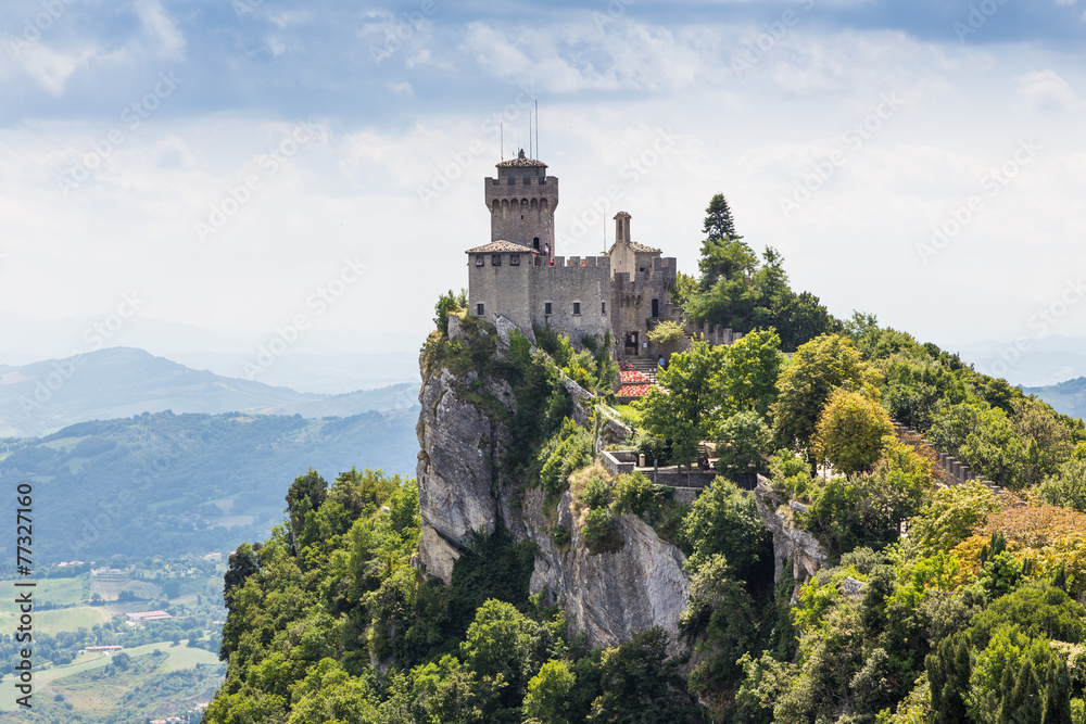 Obraz na płótnie ancient fortress of Republic San Marino w salonie