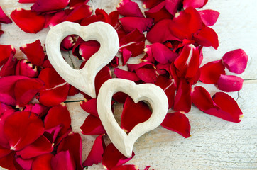 Wall Mural - I love You: rose petals and hearts :)