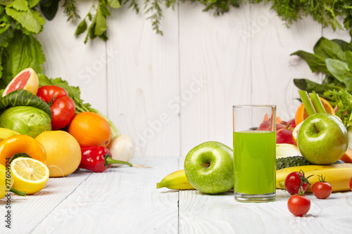 Obraz w ramie Various Freshly Vegetable Juices for Detox