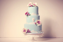 Blue Wedding Cake With Roses