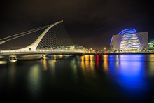 Samuel Beckett Bridge In Dublin, Ireland At Night
