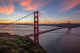 Fototapeta Nowy Jork - Golden Gate Bridge in San Francisco before sunrise