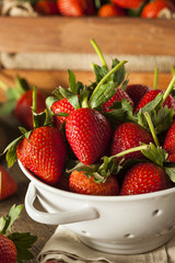 Poster - Raw Organic Long Stem Strawberries