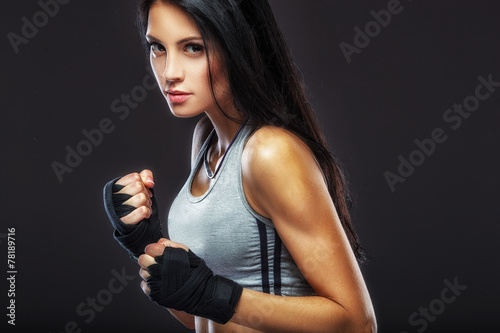 Fototapeta na wymiar woman boxer portrait