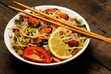 Wall Mural - Noodles with seafood