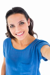 Poster - Pretty brunette taking a selfie