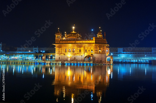 Fotografia, Obraz Golden Temple at night. Amritsar. India