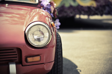 headlight of a vintage classic car