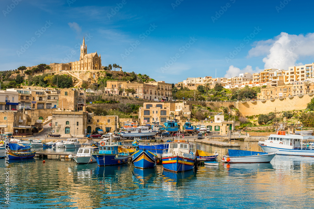Mgarr port de pêche et de ferry à Gozo, Malte - obrazy, fototapety, plakaty 