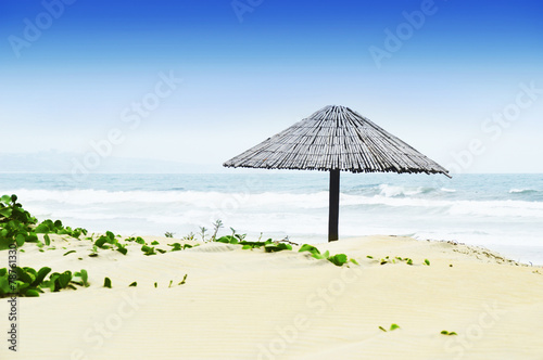 Plage De Sable Blanc Avec Parasol Typique Buy This Stock