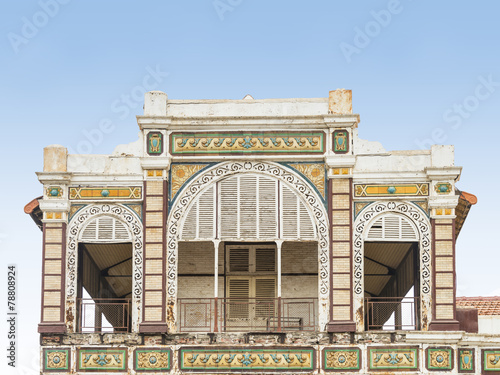 Photographie Abandoned railway station of Dakar, Senegal, colonial building