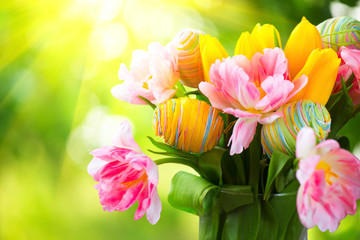 Poster - Easter holiday flowers bunch with colourful eggs