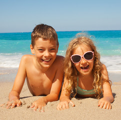 Wall Mural - Child on the beach