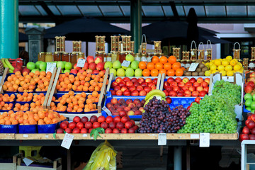 Wall Mural - Fruits stand