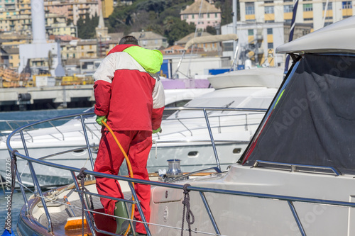 Marinaio lava  yacht