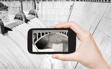 Sticker - tourist taking photo of Hoover Dam