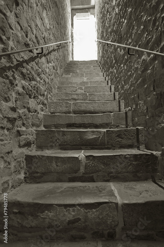 Fototapeta na wymiar staircase in an old tunnel