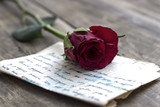 Fototapeta Mapy - Love letter and rose