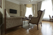 Luxury Apartment With Classic Furniture
