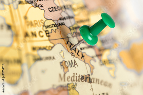 Localisation Italie. pin vert sur la carte. Tableau sur Toile
