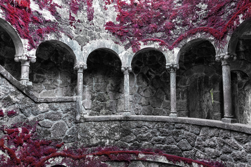 studnia-inicjacyjna-quinta-da-regaleira-w-sintrze-w-portugalii
