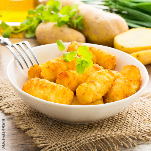 Kartoffelkroketten - potato croquettes – Stock-Foto | Adobe Stock