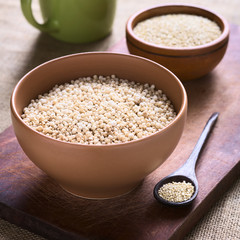 Poster - Popped white quinoa (lat. Chenopodium quinoa) cereal