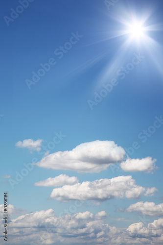 Fototapeta na wymiar Sonniger Himmel