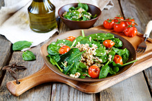 Fresh Spinach Salad With Quinoa And Roasted Tomatoes
