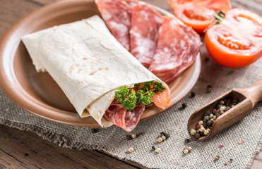 Wall Mural - Tortilla with sausage and tomatoes