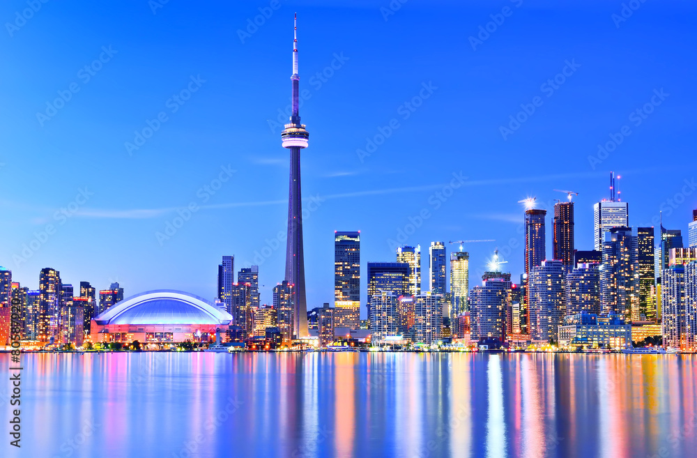 Panorama of Toronto skyline in Ontario, Canada. - obrazy, fototapety, plakaty 