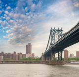 Fototapeta  - New York. Brooklyn Bridge as seen from Brooklyn streets