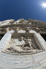 Canvas Print - Milan 2005 Expo capital Cathedral statue detail