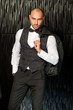© queen21 - Stylish man in suit in interior
