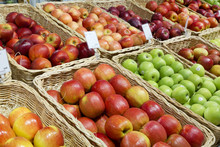 Fresh Red And Green Apples For Sale At The Farmers Market