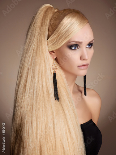 Naklejka - mata magnetyczna na lodówkę beautiful girl with Long healthy hair