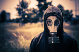 Fototapeta  - Guy in gas-mask
