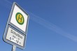 Deutsches Verkehrszeichen: Haltestelle für Schulbusse