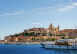 Blick auf den Hafen und die Altstadt von Imperia (Ligurien)