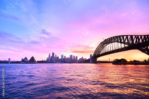 Obraz na płótnie Panorama Sydney Harbour przy półmrokiem