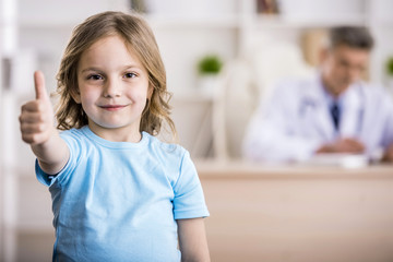 Poster - Little girl in a doctor