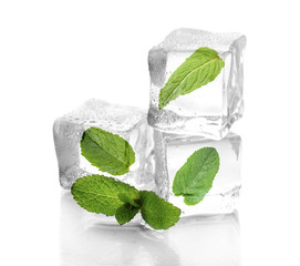 Wall Mural - Ice cubes with mint, isolated on white