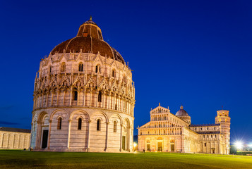 Wall Mural - The Pisa Baptistry of St. John in the evening - Italy