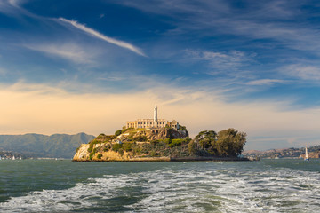 Fototapete - Alcatraz Island in San Francisco