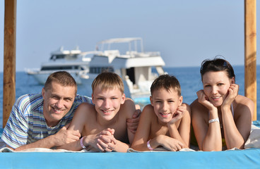  Happy family at beach