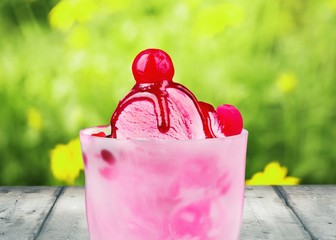 Canvas Print - Cream. Strawberry ice cream in cup on white background