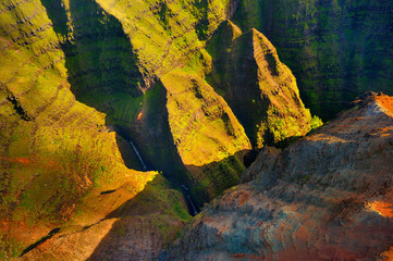 Poster - Stunning view into Waimea Canyon, Kauai