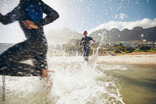 Fotomural Athletes training for a triathlon